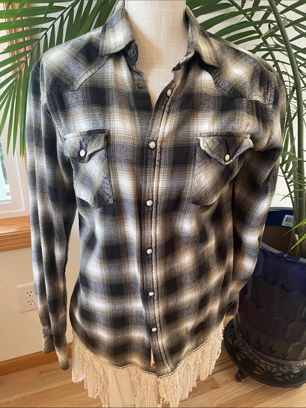 Vintage 316 Black and Cream Plaid Snap-Front Tunic
